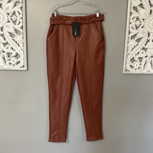 Fashionnova Blondie Belted Faux eather Pants - Chestnut Medium new with tags - Picture 2 of 12